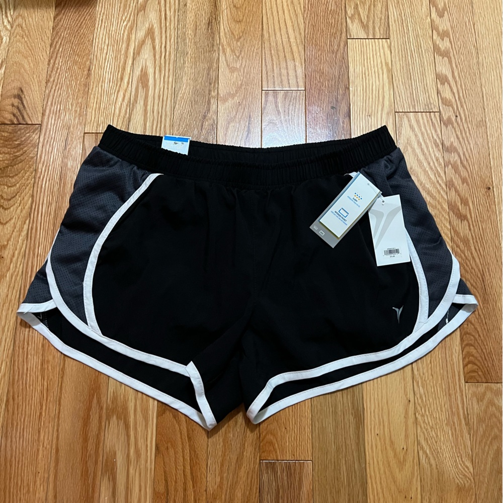 Old navy S active shorts
